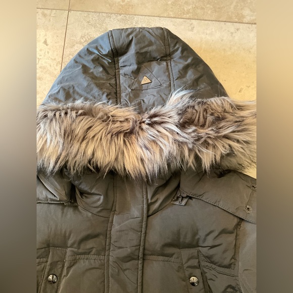 Sam Edelman ● Dark Grey Long Winter Jacket with Fur Lined Hood - Picture 4 of 5